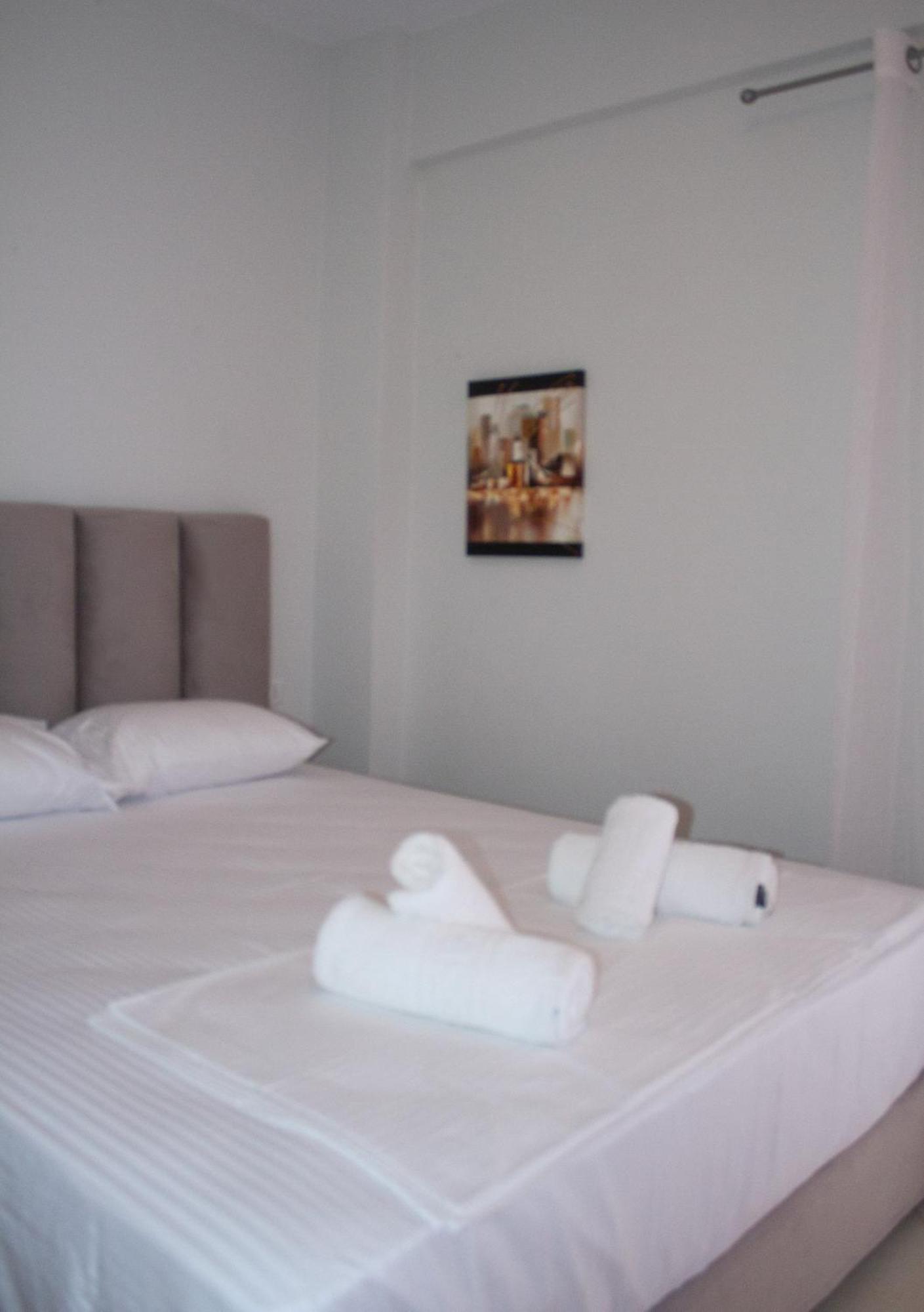 Leon Sea View Apartment Saranda Kültér fotó